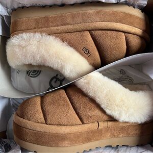 Uggs Tazzlita Platform